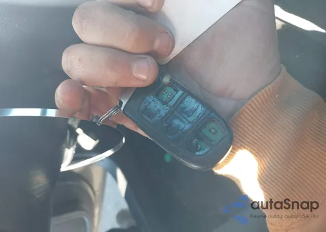 2016 Dodge Charger Sxt z USA, uszkodzony, nr VIN 2C3CDXHG4GH215063